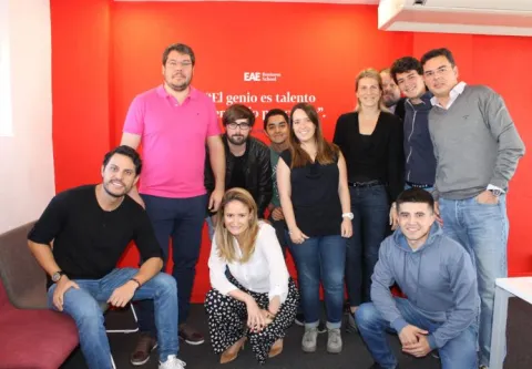 Alumnos EAE